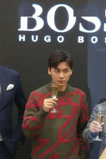 李易峰热搜事件爆料视频,揭秘背后真相与舆论风暴  第2张